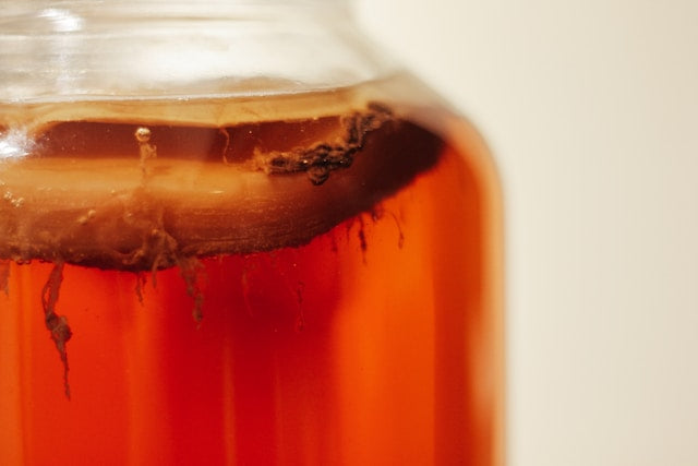Los Pros y Contras de la Kombucha