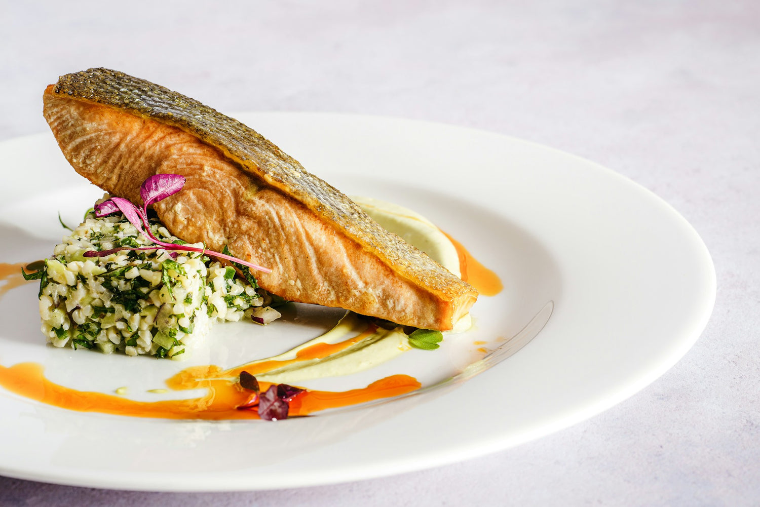 Salmón al Horno con Limón y Eneldo